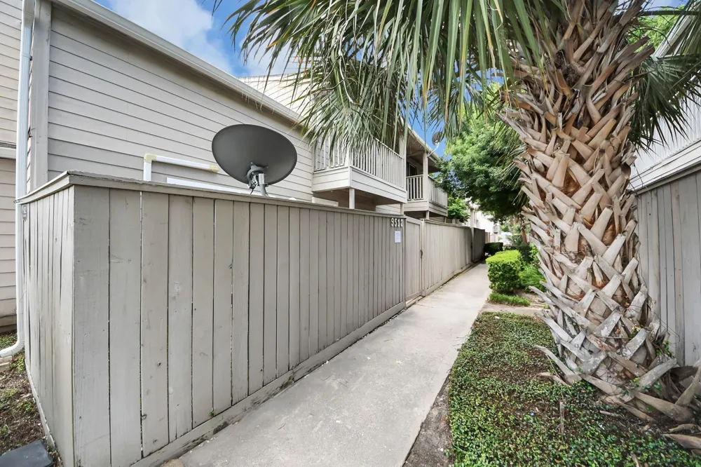 9512 Windswept Lane #9512 Houston, TX 77063