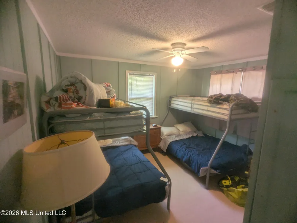 4059 Maui Road Pearlington, MS 39572