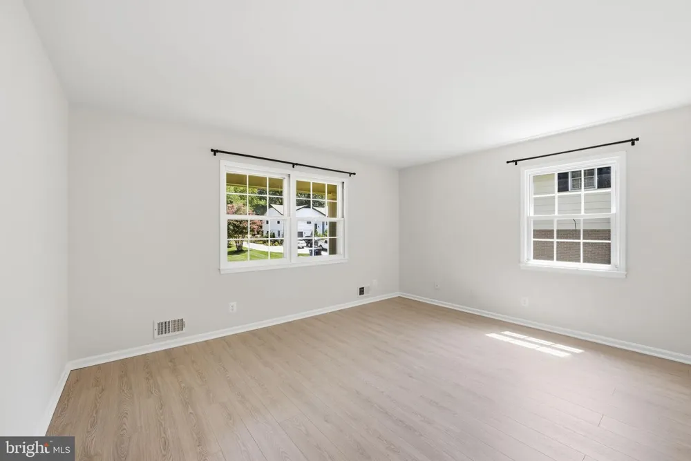 8640 GATESHEAD ROAD Alexandria, VA 22309