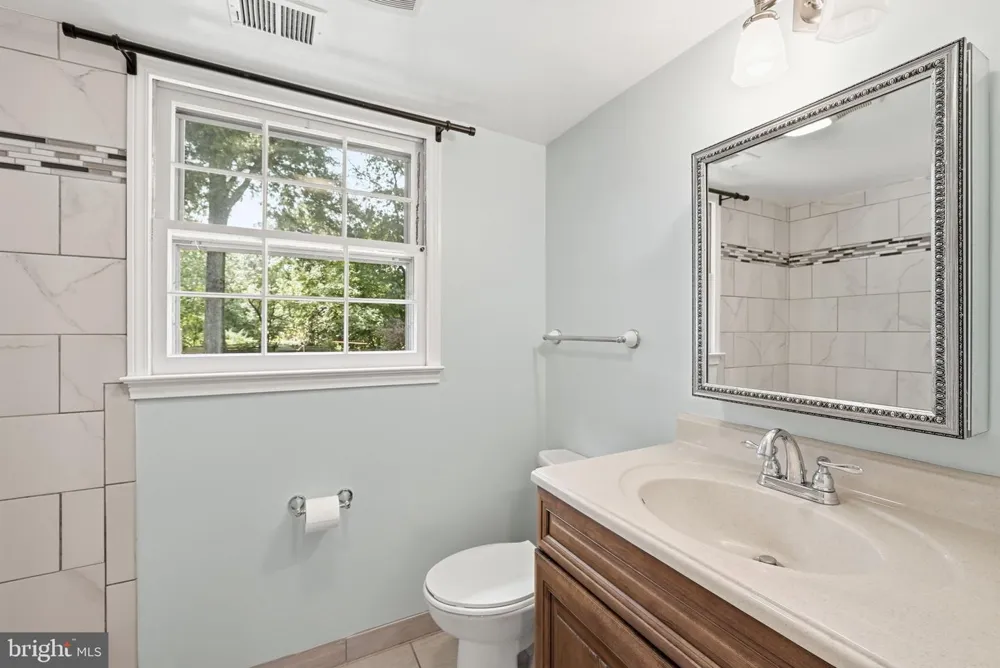 8640 GATESHEAD ROAD Alexandria, VA 22309