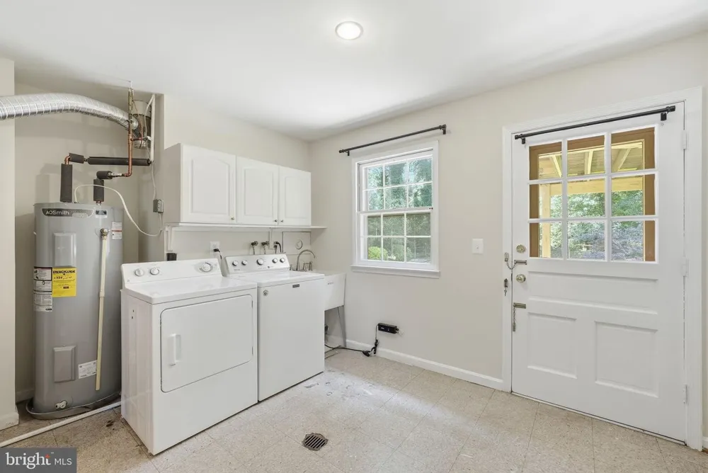 8640 GATESHEAD ROAD Alexandria, VA 22309