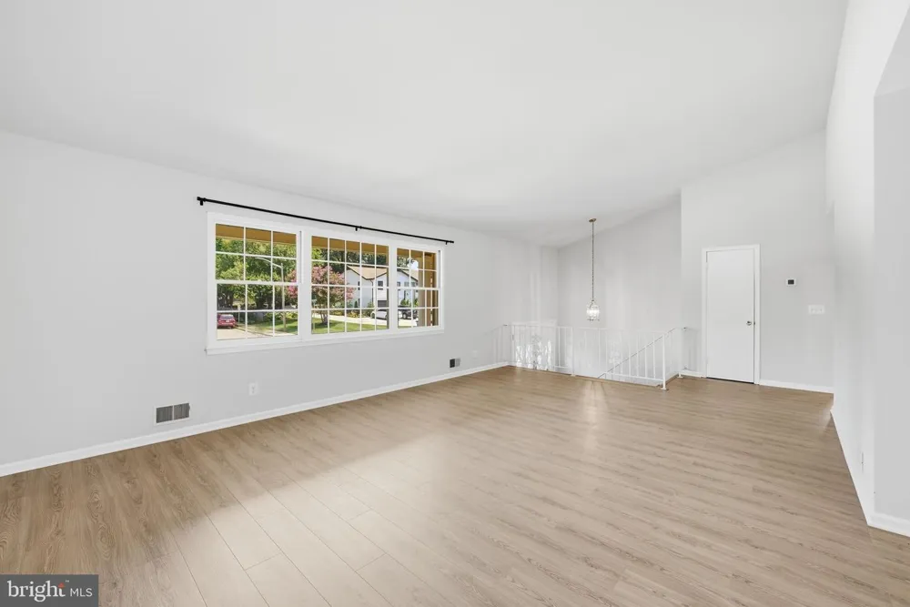 8640 GATESHEAD ROAD Alexandria, VA 22309