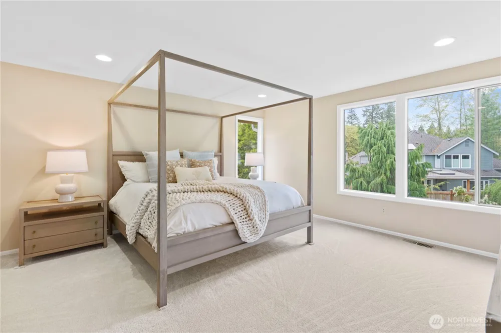 3122 235th Avenue SE Sammamish, WA 98075