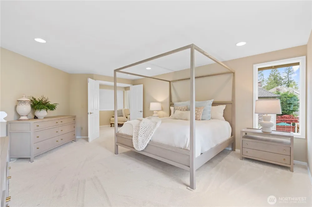 3122 235th Avenue SE Sammamish, WA 98075