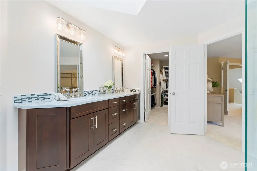 3122 235th Avenue SE Sammamish, WA 98075