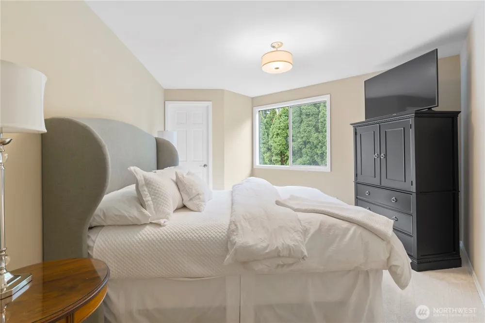 3122 235th Avenue SE Sammamish, WA 98075