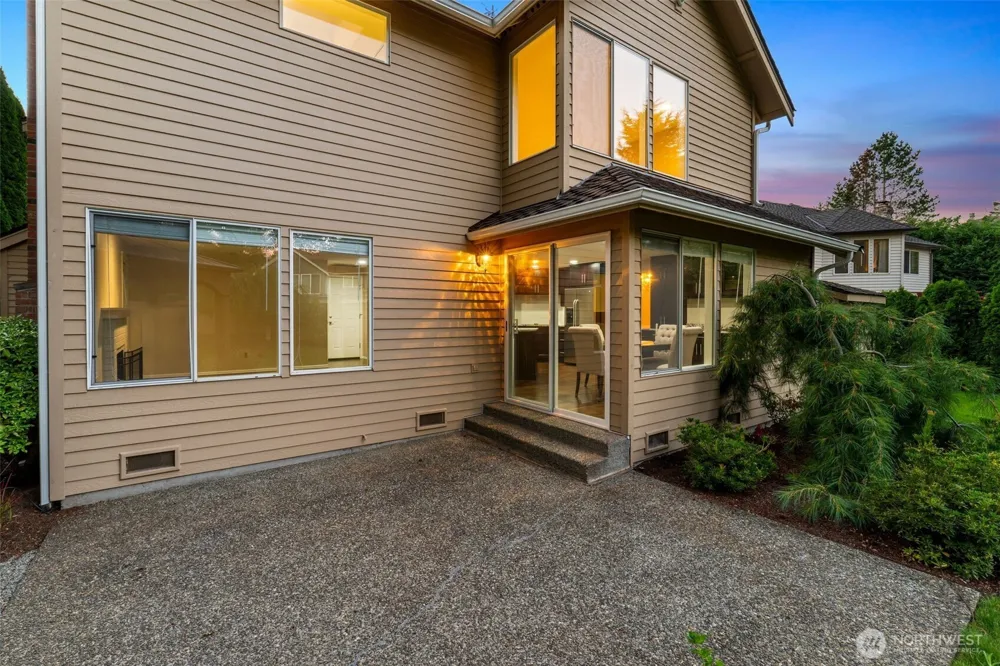 3122 235th Avenue SE Sammamish, WA 98075