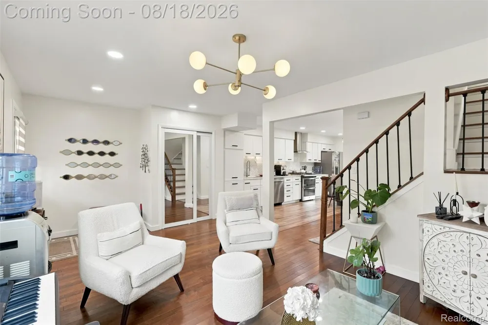 6643 Andersonville Road Independence Charter Township, MI 48346