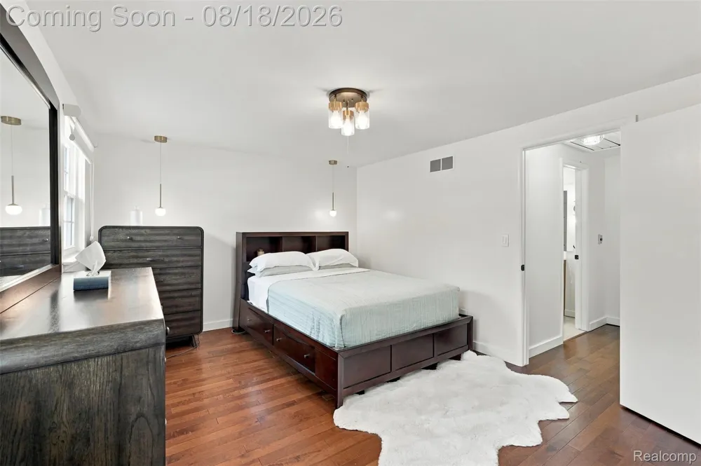 6643 Andersonville Road Independence Charter Township, MI 48346