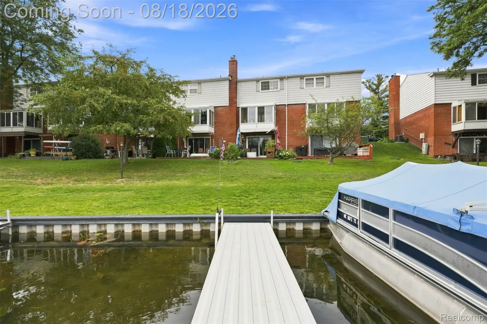 6643 Andersonville Road Independence Charter Township, MI 48346