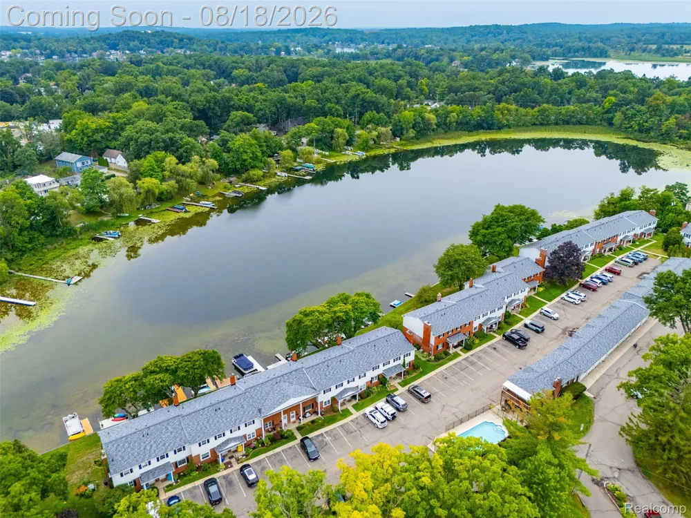 6643 Andersonville Road Independence Charter Township, MI 48346