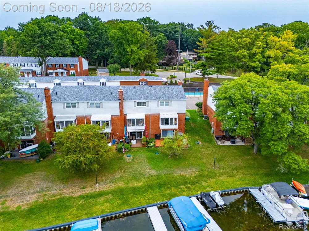 6643 Andersonville Road Independence Charter Township, MI 48346
