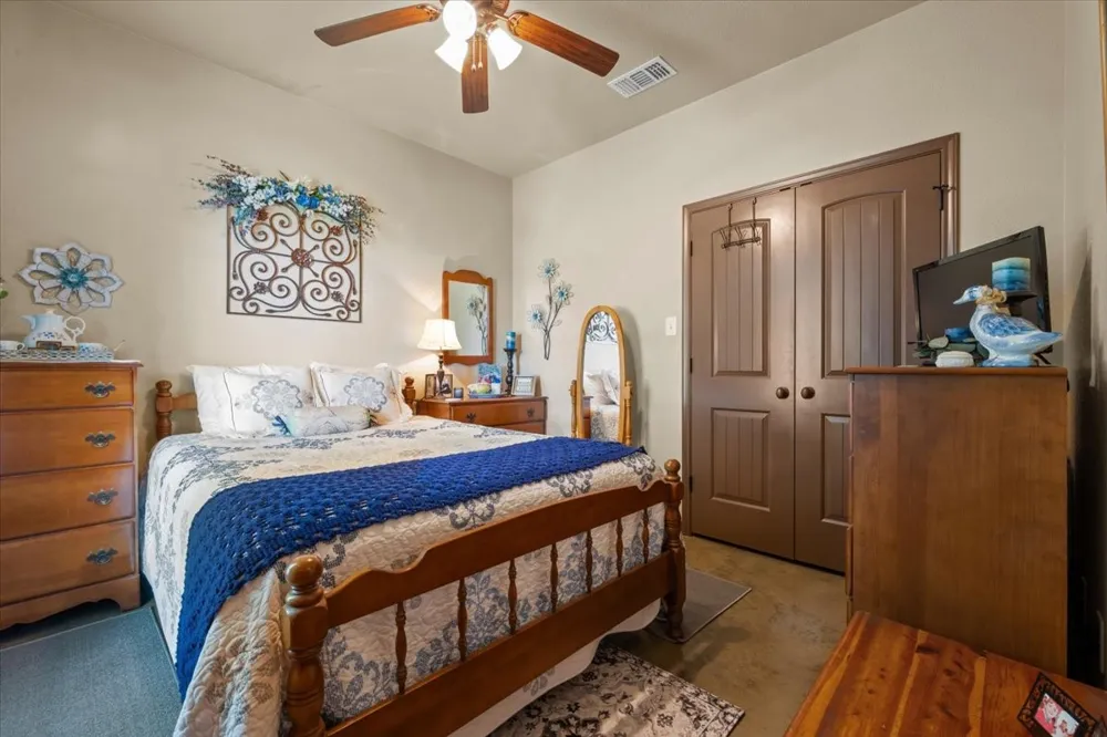 392 Bear Branch Road Purmela, TX 76566