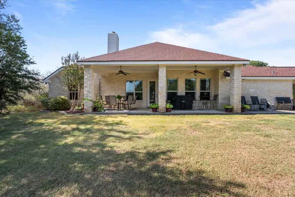 392 Bear Branch Road Purmela, TX 76566