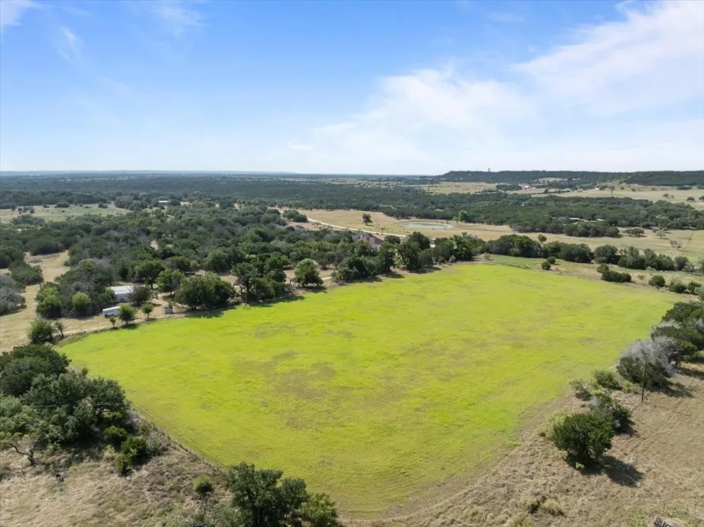 392 Bear Branch Road Purmela, TX 76566