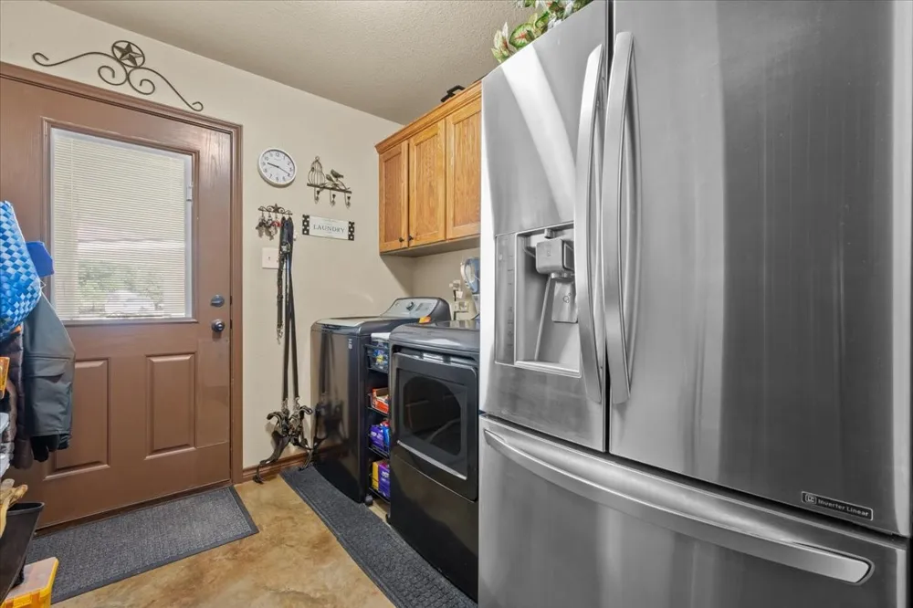 392 Bear Branch Road Purmela, TX 76566