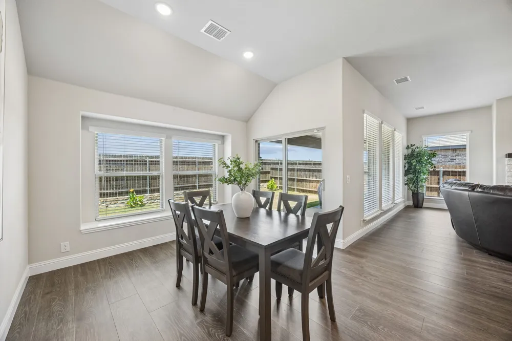 1005 Longbow Lane Crowley, TX 76036