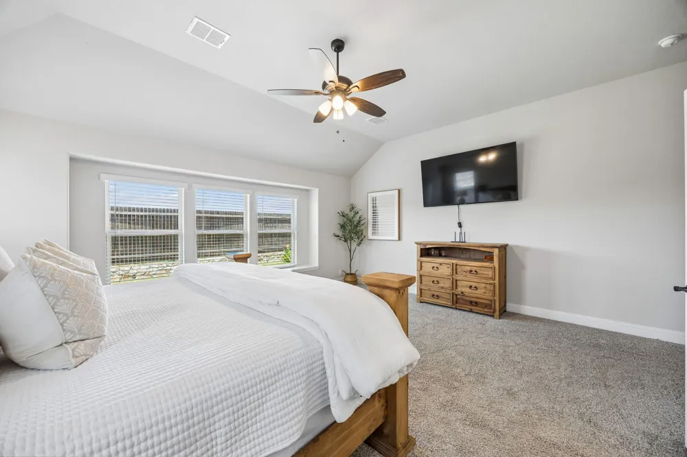 1005 Longbow Lane Crowley, TX 76036
