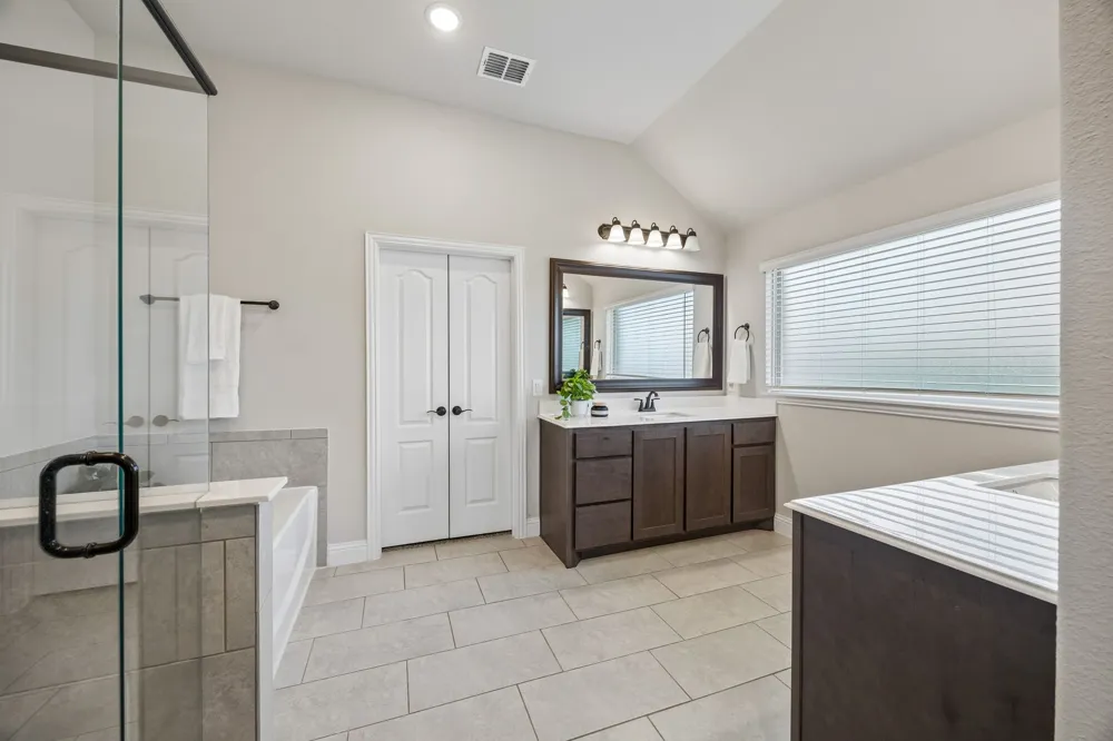 1005 Longbow Lane Crowley, TX 76036