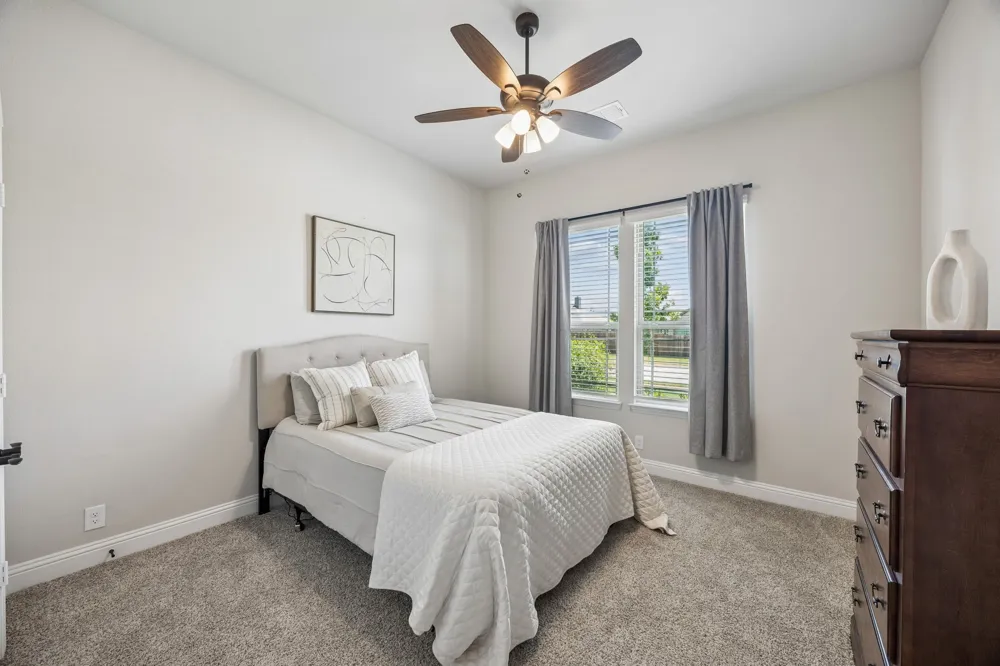 1005 Longbow Lane Crowley, TX 76036
