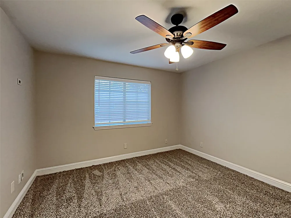 551 Rand Drive Burleson, TX 76028