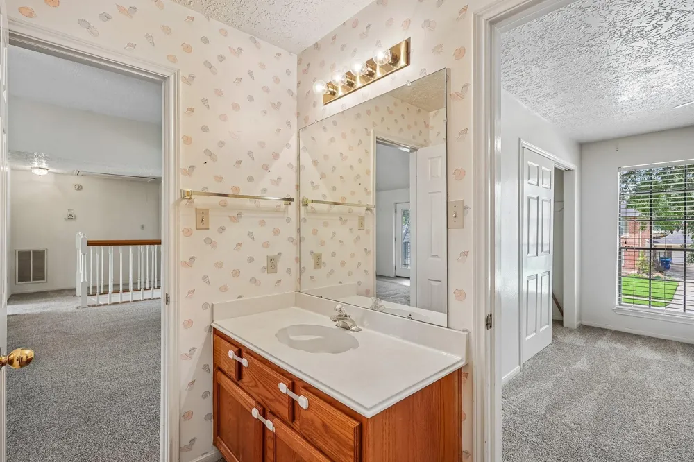 907 Remington Court Friendswood, TX 77546