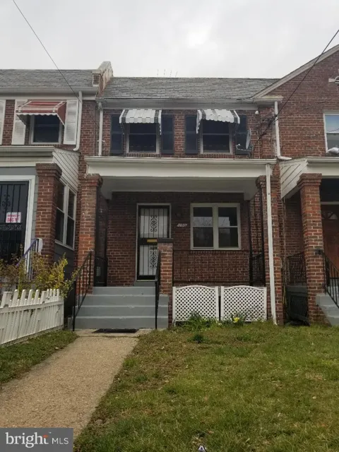 120 36TH STREET NE