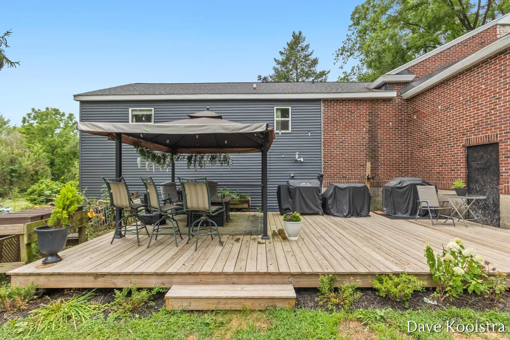 9810 S Division Avenue SW Byron Center, MI 49315