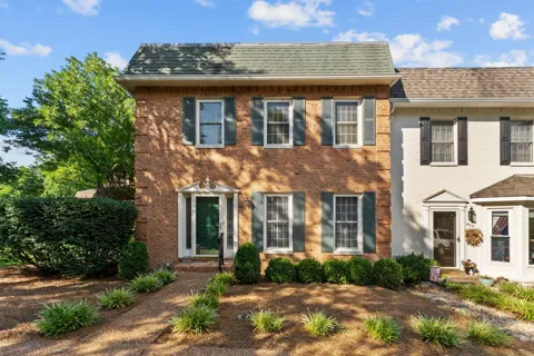 601 Glenn Cir