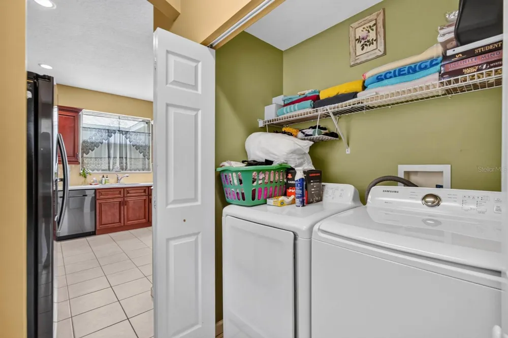 239 W TARRINGTON DRIVE Deland, FL 32724
