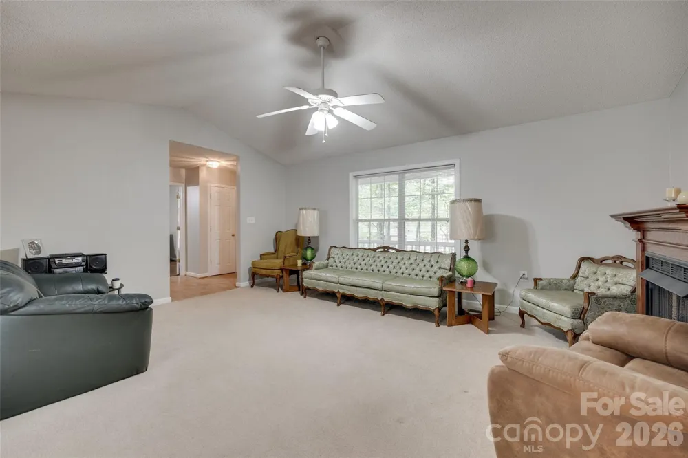 231 Roberts Avenue York, SC 29745