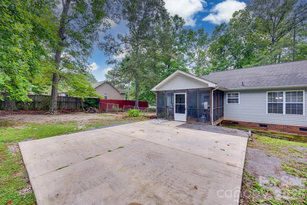 231 Roberts Avenue York, SC 29745