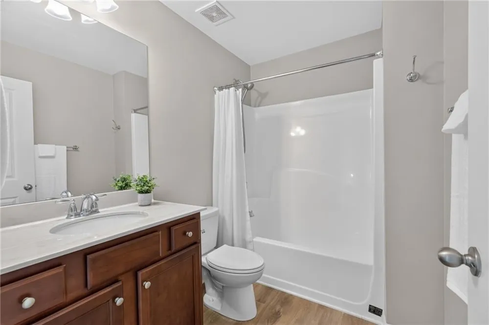 3383 Castleberry Village Circle #150 Cumming, GA 30040