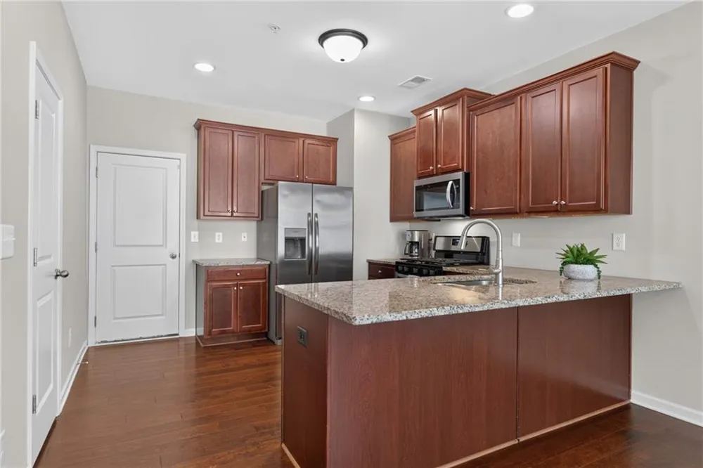 3383 Castleberry Village Circle #150 Cumming, GA 30040