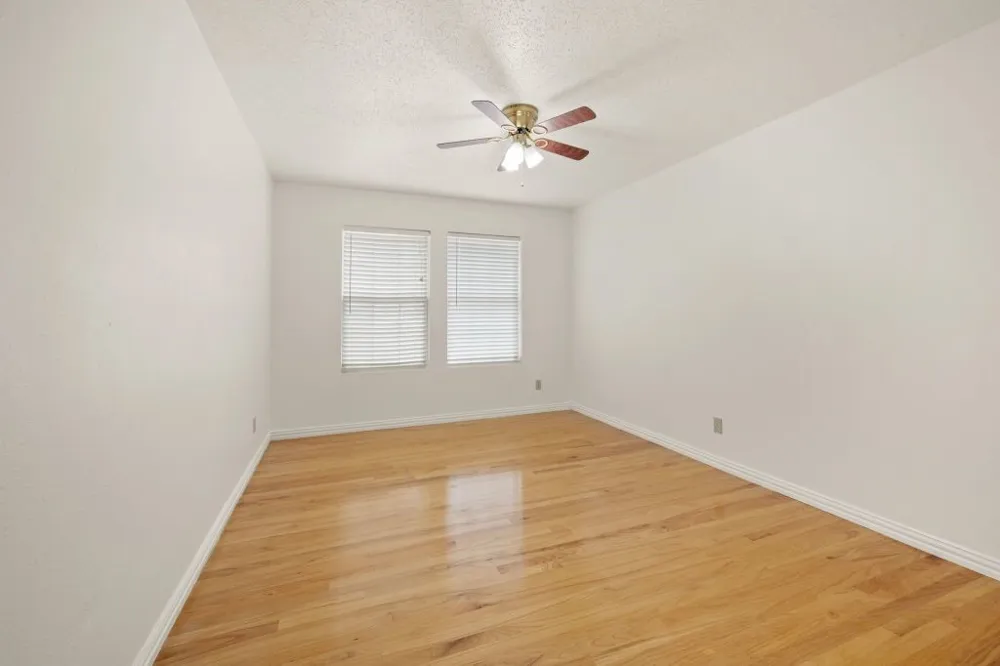 5132 Pearl Drive North Richland Hills, TX 76180