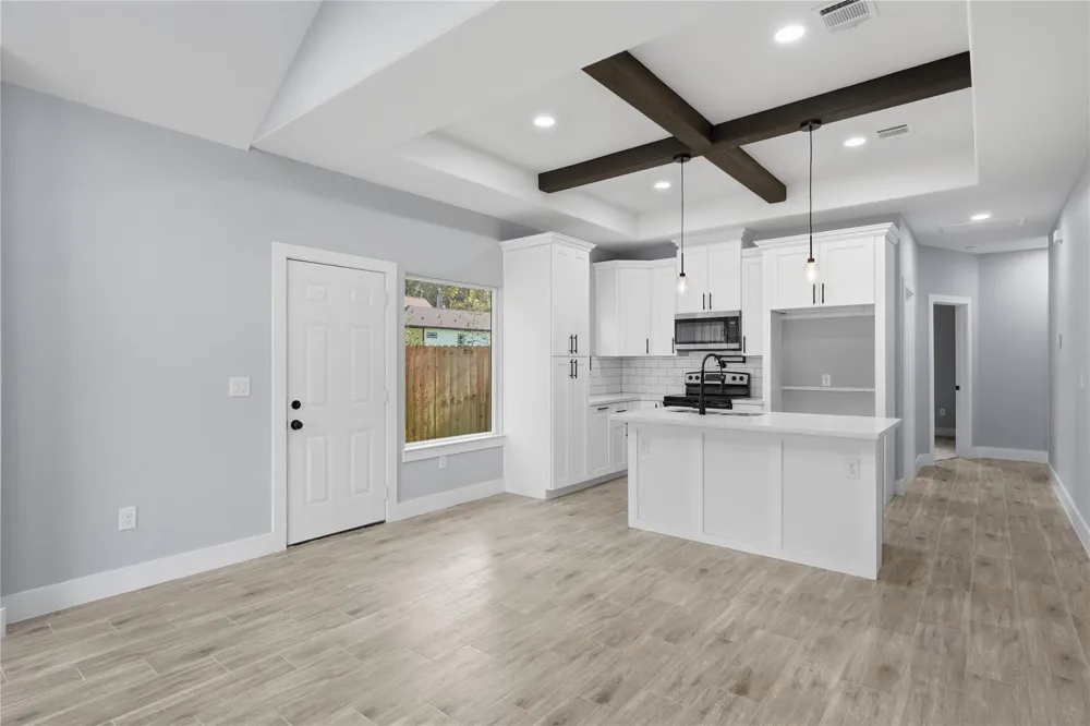 18434 Fannin Road Willis, TX 77378