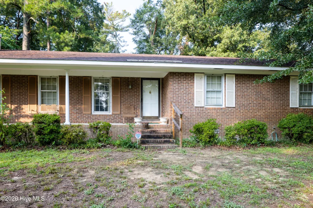 507 Parker Drive Clinton, NC 28328