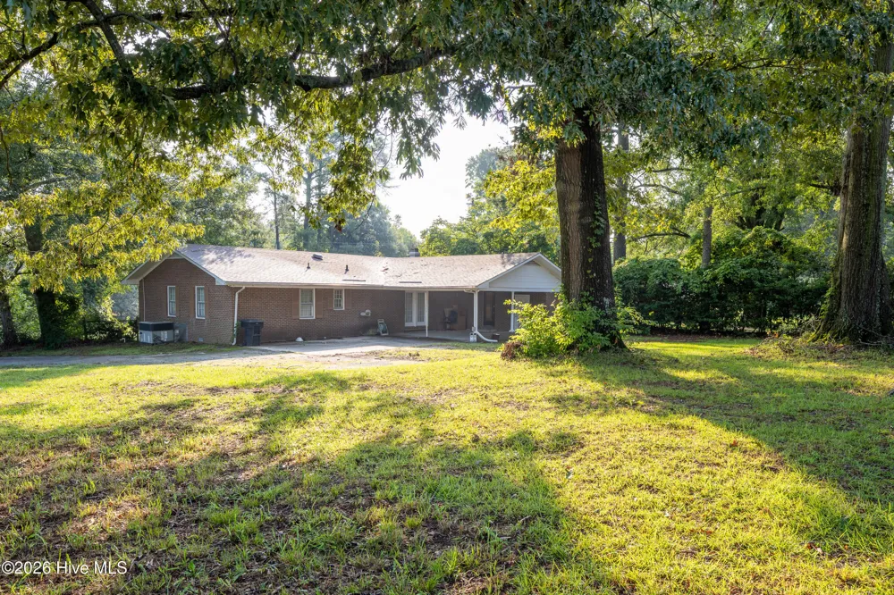 507 Parker Drive Clinton, NC 28328