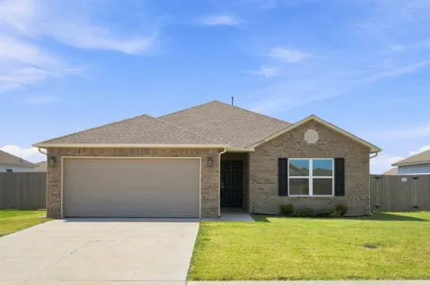 7520 E 143 PLACE W