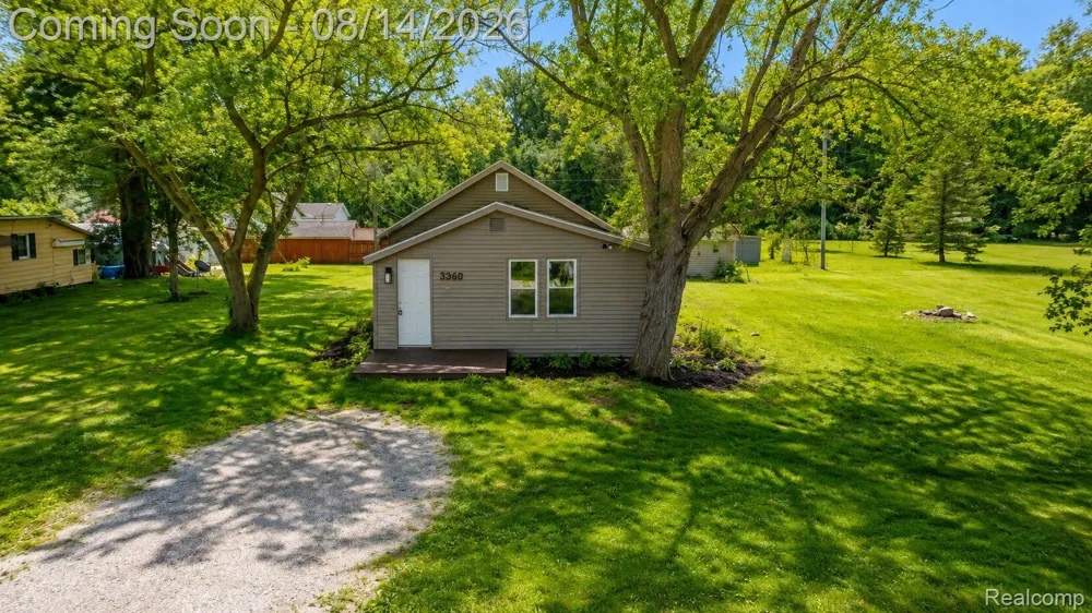 3369 Cleveland Street Port Huron Charter Township, MI 48060