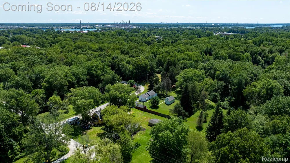3369 Cleveland Street Port Huron Charter Township, MI 48060