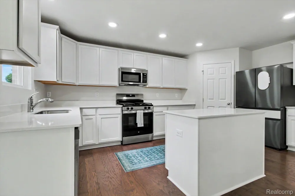 14502 Laurelwood Drive Van Buren Charter Township, MI 48111