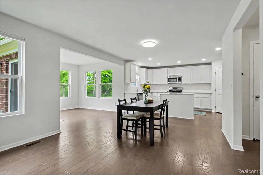 14502 Laurelwood Drive Van Buren Charter Township, MI 48111