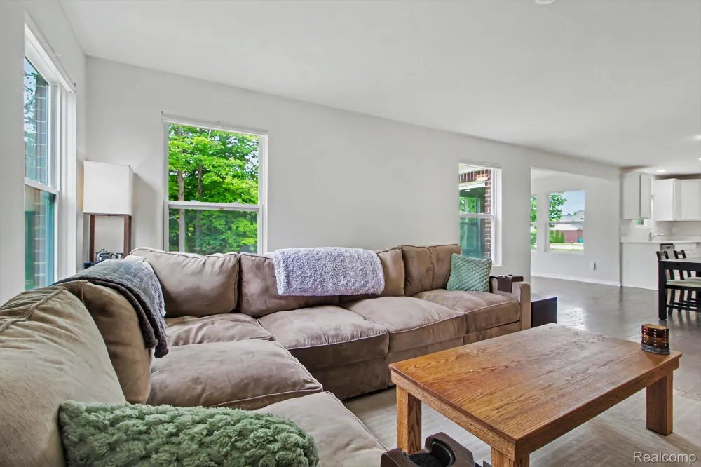 14502 Laurelwood Drive Van Buren Charter Township, MI 48111