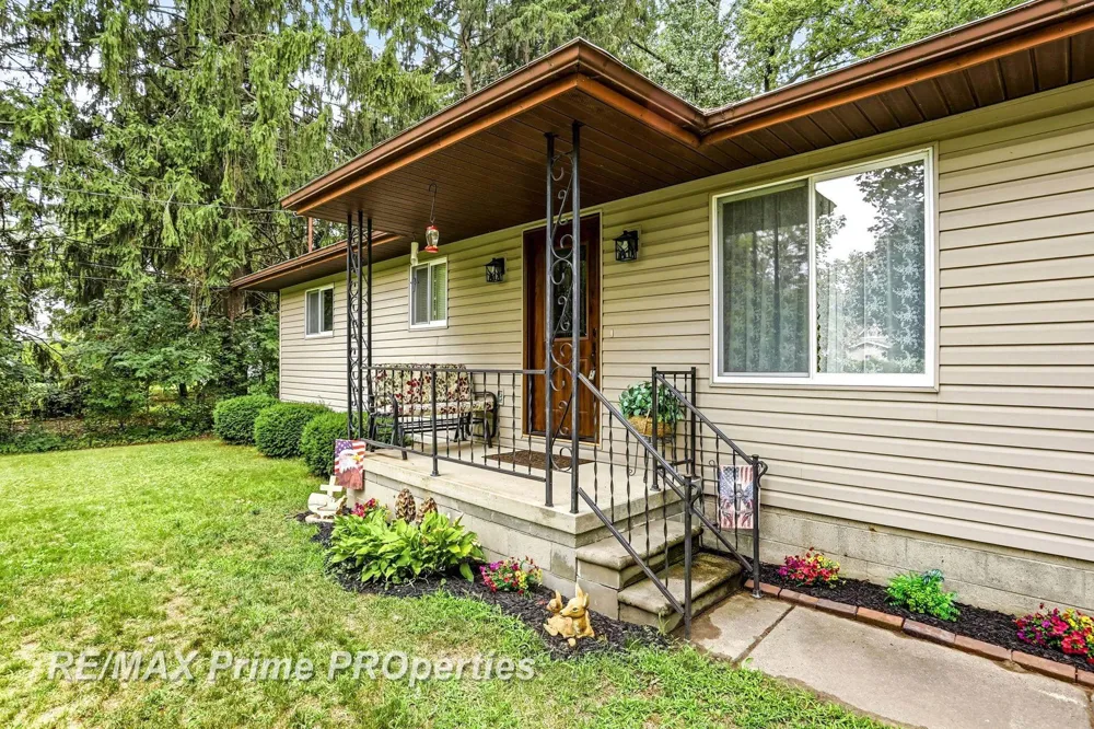 3942 Waltmar Drive Bridgeport Charter Township, MI 48722