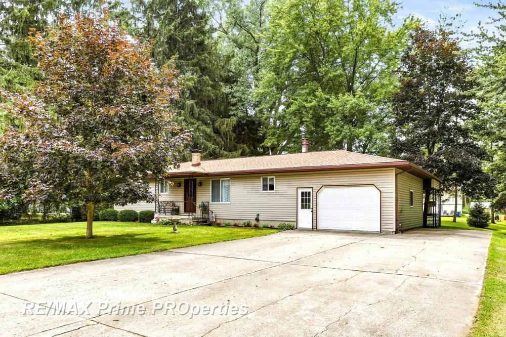 3942 Waltmar Drive Bridgeport Charter Township, MI 48722