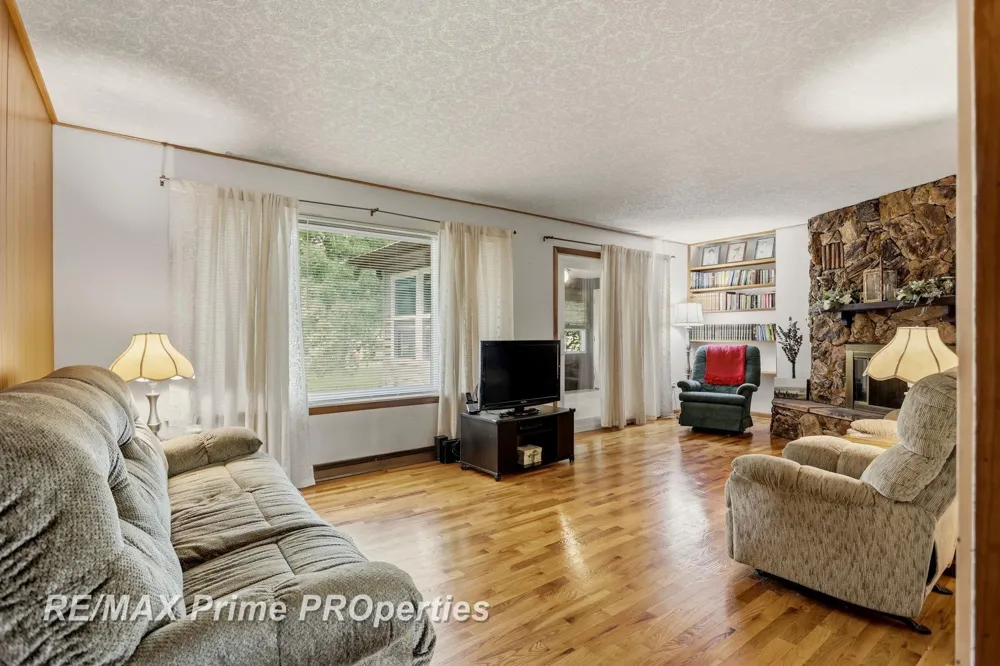 3942 Waltmar Drive Bridgeport Charter Township, MI 48722
