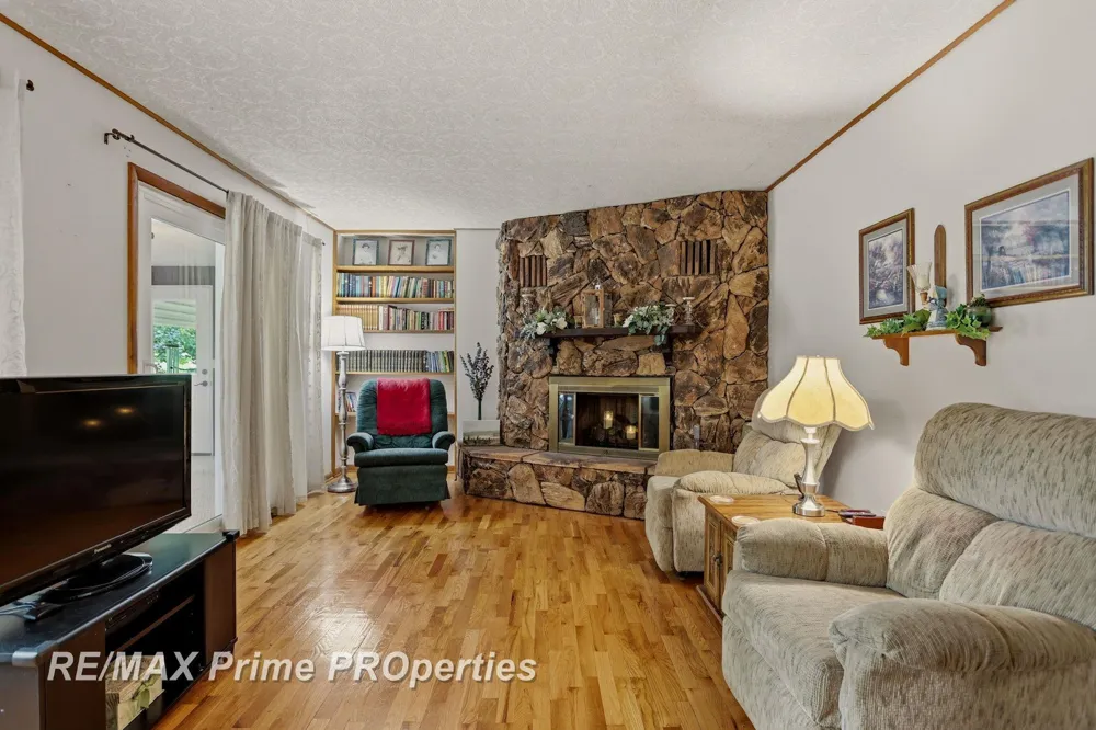 3942 Waltmar Drive Bridgeport Charter Township, MI 48722