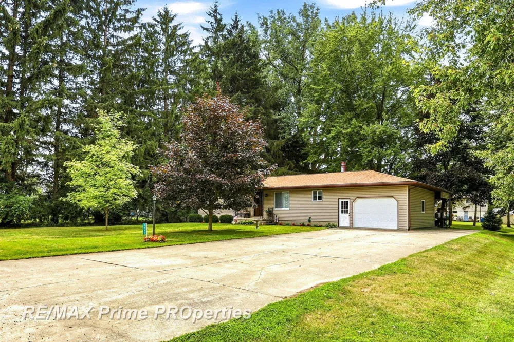 3942 Waltmar Drive Bridgeport Charter Township, MI 48722