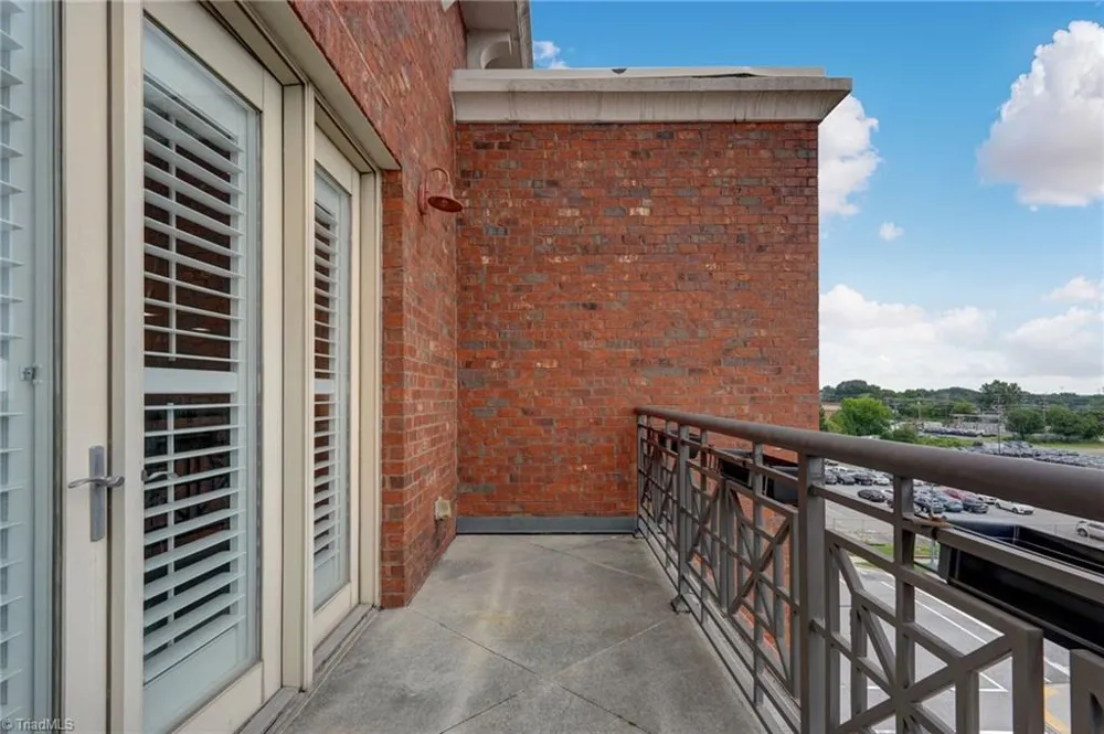 113 Church Street #312 Greensboro, NC 27401